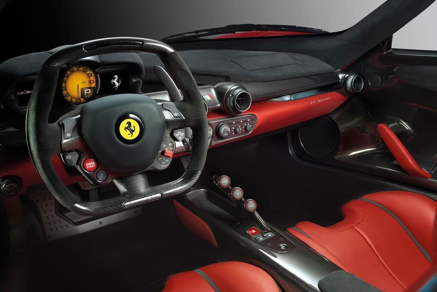 Ferrari-LaFerrari-interior