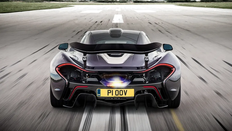 buyers_guide_-_mclaren_p1_2014_-_rear
